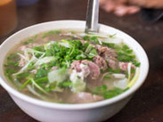 待つのが嫌いなベトナム人が並んででも食べたい店／Pho Gia Truyen